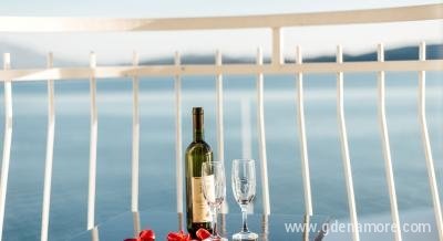 Hotel Azzurro, Privatunterkunft im Ort Herceg Novi, Montenegro
